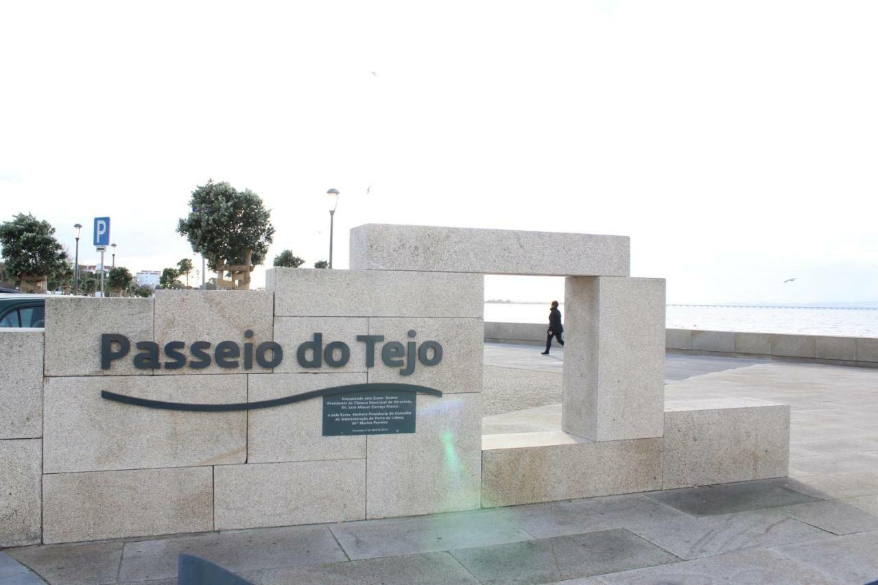 Casa Do Tejo De Alcochete 빌라 외부 사진